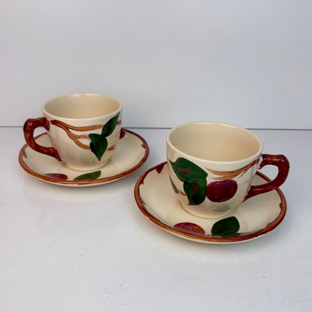 Franciscan Apple Hand-Painted Tea Cup &‎ Saucer Set of 2 England Vintage